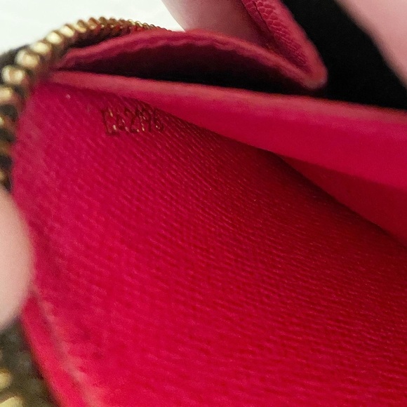 SOLD! ✔️ - Picture 8 of 9